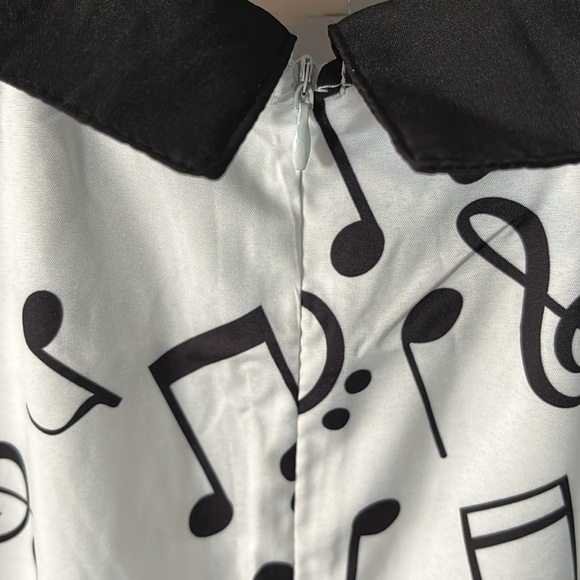 Music Note dress - Picture 5 of 6